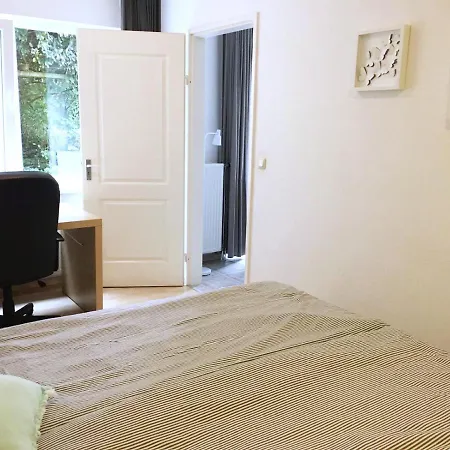 Lägenhet Knus Tuin-appartement Vlakbij Nijmegen Voor 2 Personen *